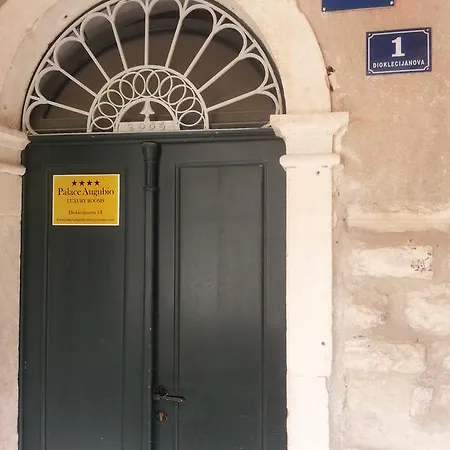 Palace Augubio ספליט