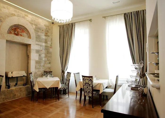 パレス アウグビオ スプリト